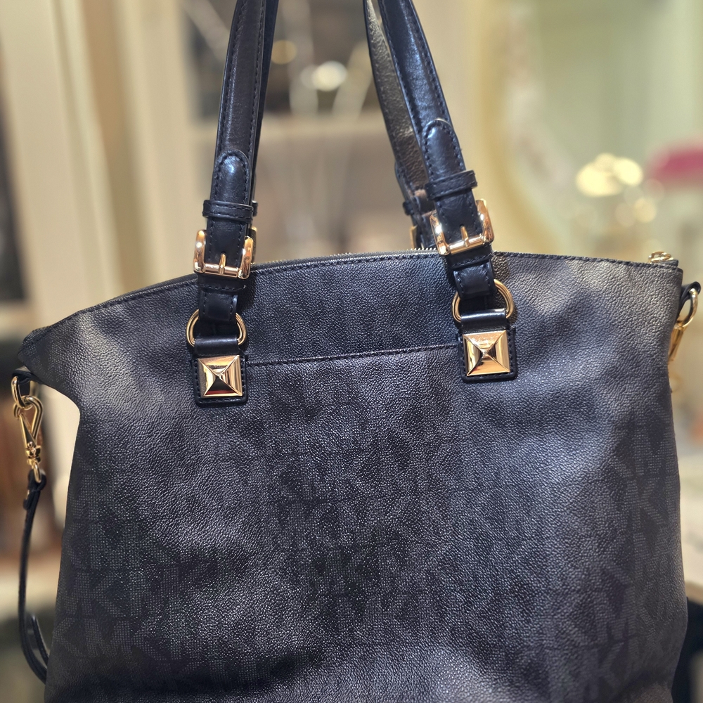 Sold - Picture 5 of 12